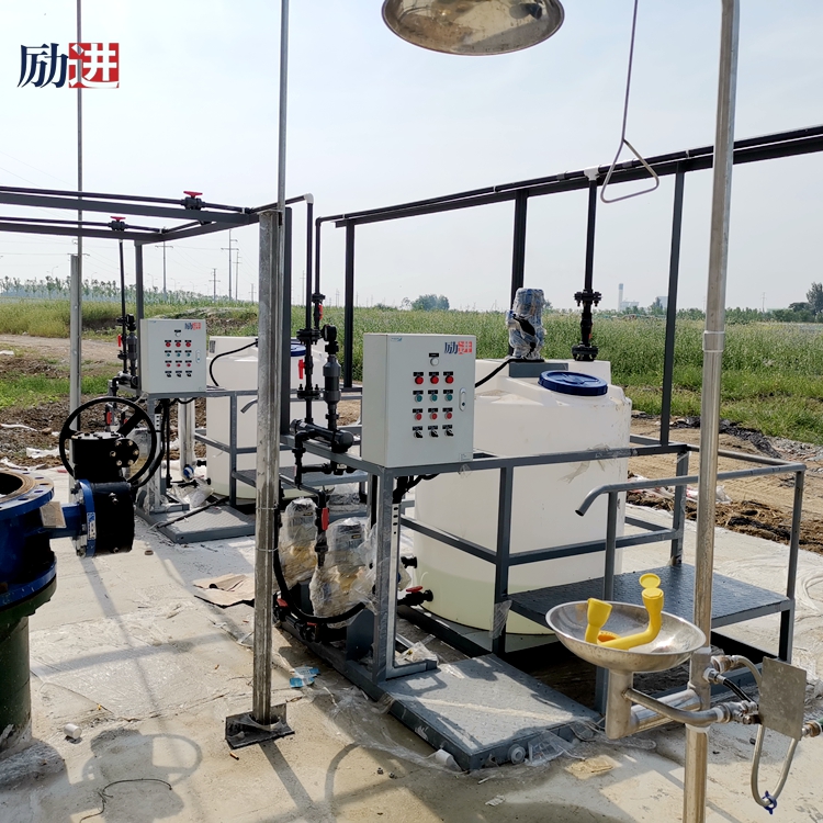 全自動加藥裝置-勵進 (14)